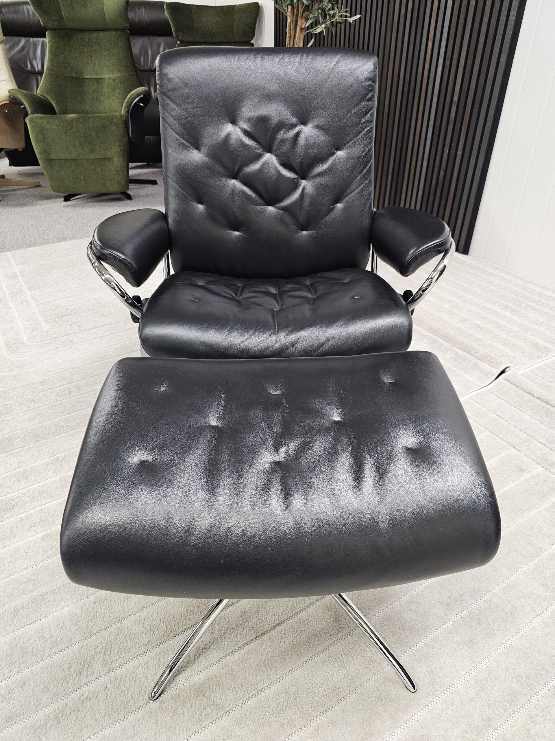 Stressless® Metro lav rygg lenestol med krakk - Bilde 7