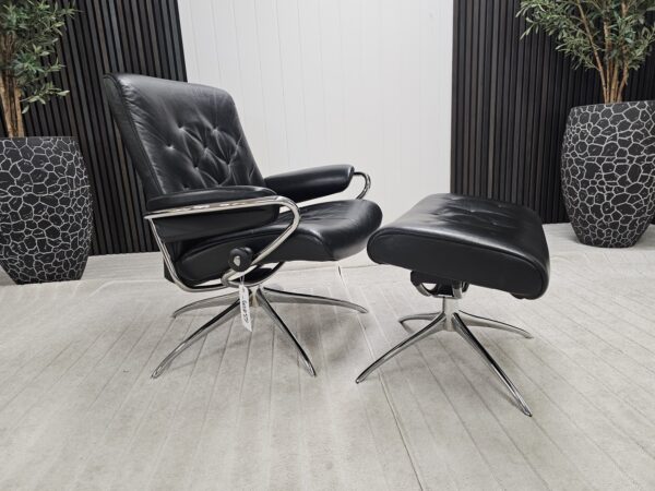 Stressless® Metro lav rygg lenestol med krakk