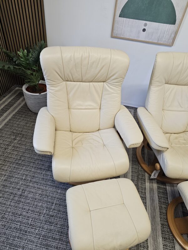 IMG Ekornes lenestoler med krakk