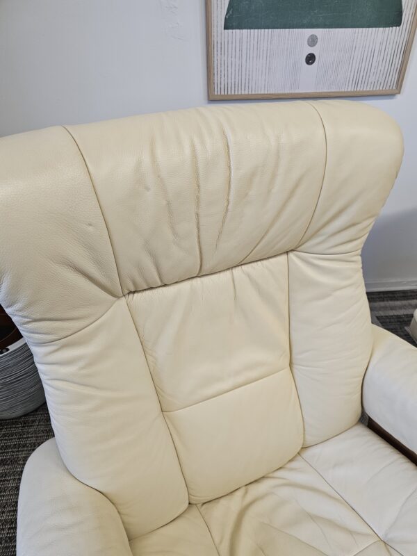 IMG Ekornes lenestoler med krakk