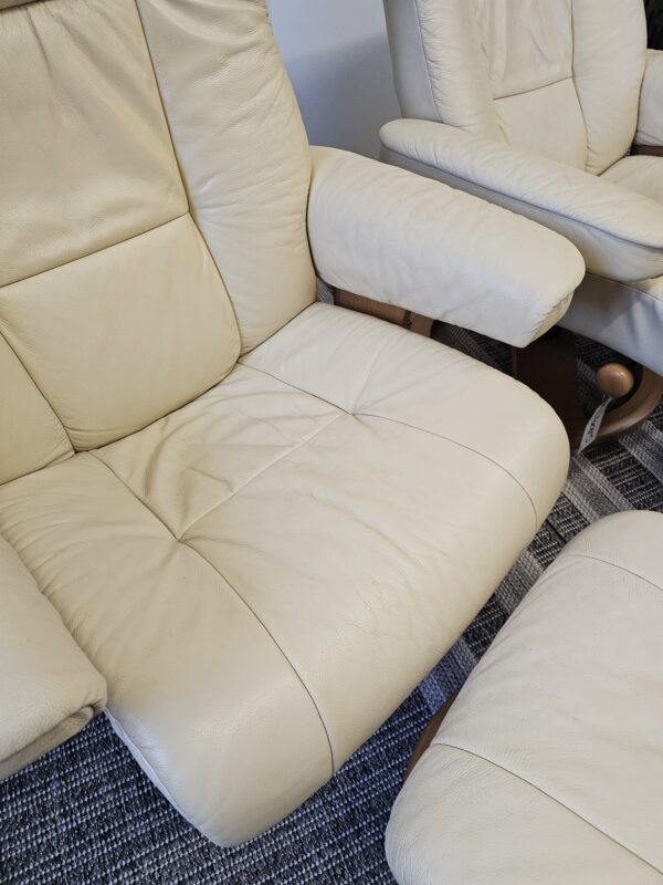 IMG Ekornes lenestoler med krakk
