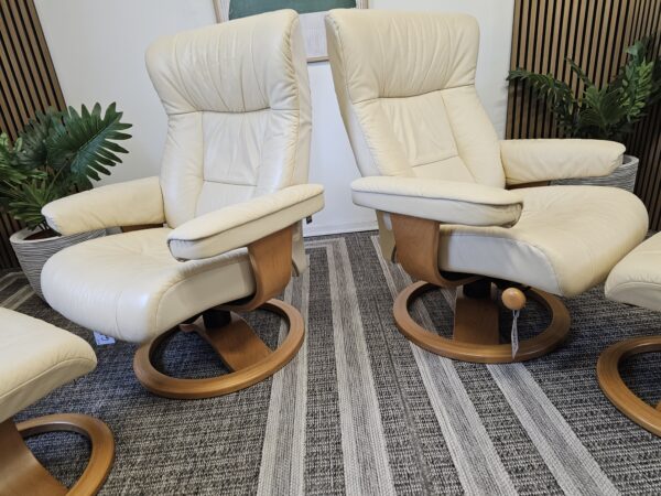 IMG Ekornes lenestoler med krakk