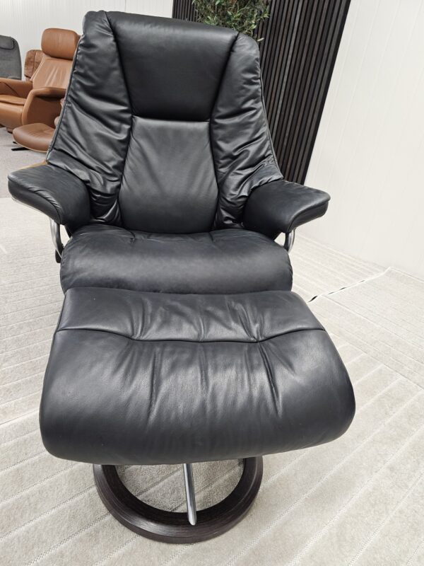 Stressless® Live Signature lenestol med krakk