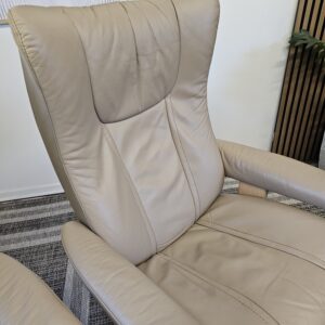 2 stk. Stressless Wing lenestoler med krakk fra Ekornes - Bilde 18