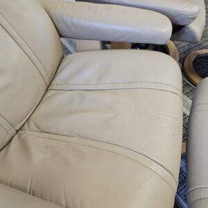 2 stk. Stressless Wing lenestoler med krakk fra Ekornes - Bilde 15