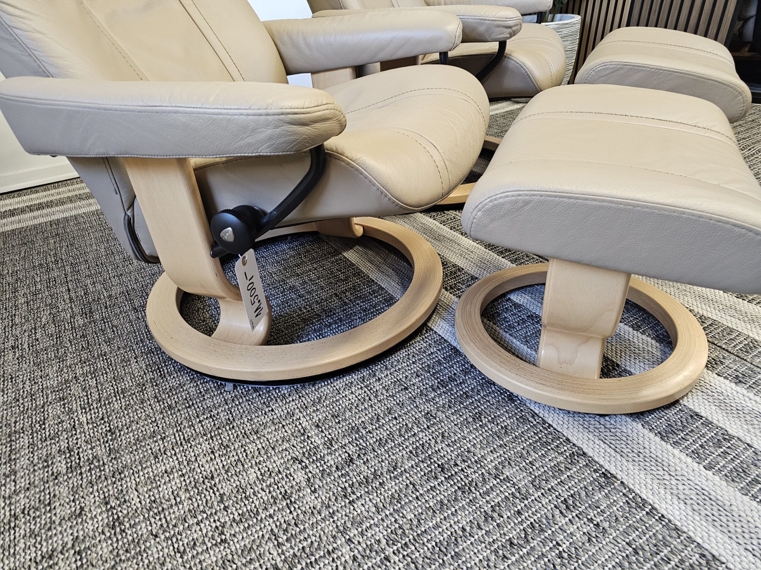 2 stk. Stressless Wing lenestoler med krakk fra Ekornes - Bilde 14