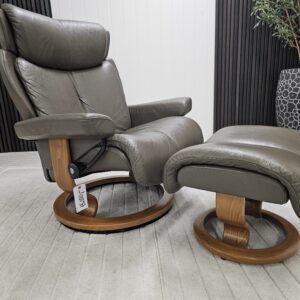 Stressless Magic lenestol med krakk