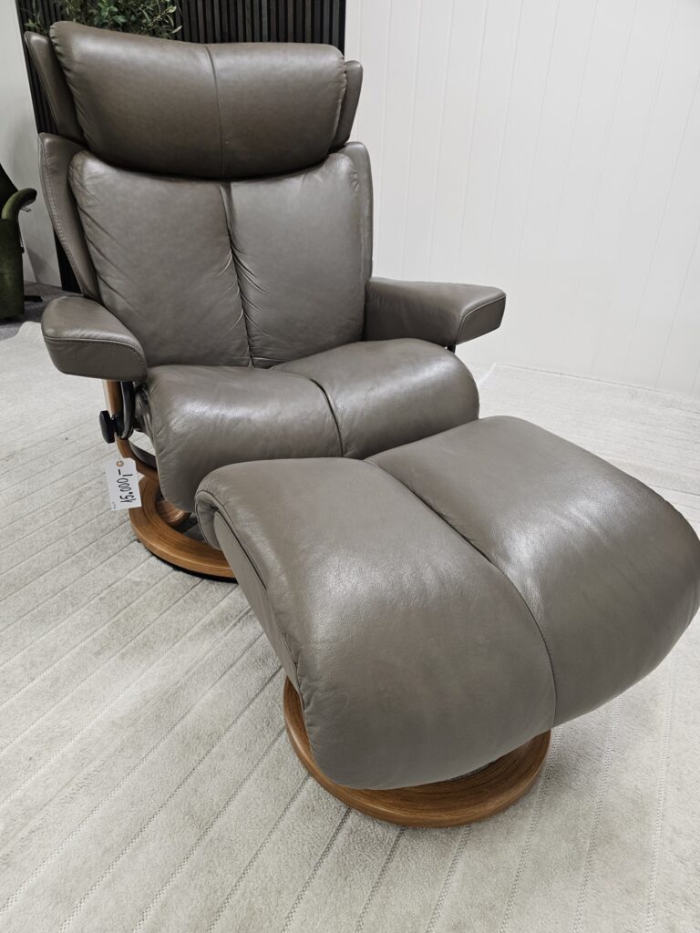 Stressless Magic lenestol med krakk