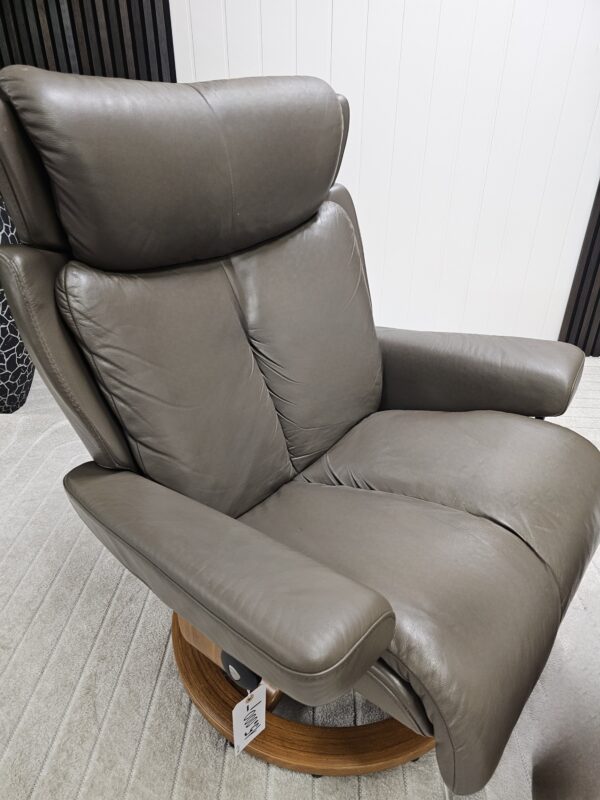 Stressless Magic lenestol med krakk