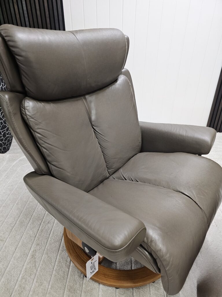 Stressless Magic lenestol med krakk
