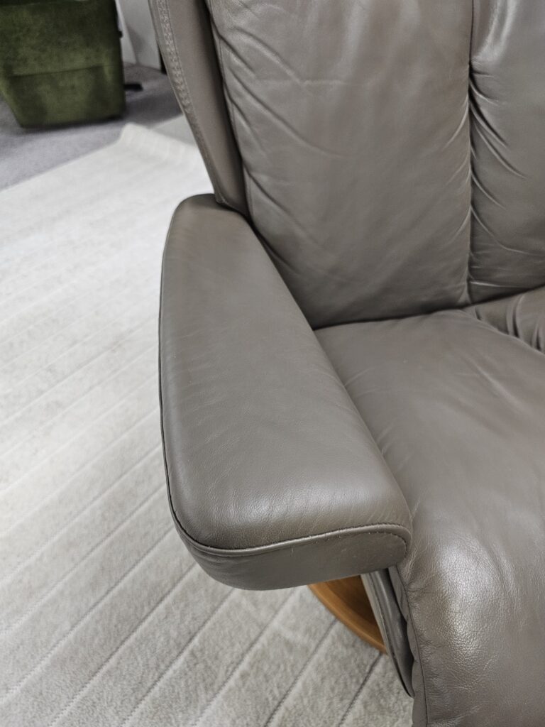 Stressless Magic lenestol med krakk