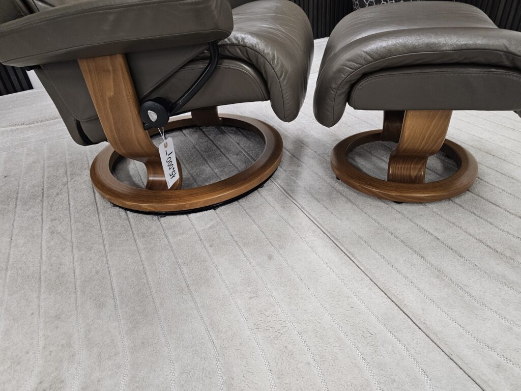 Stressless Magic lenestol med krakk