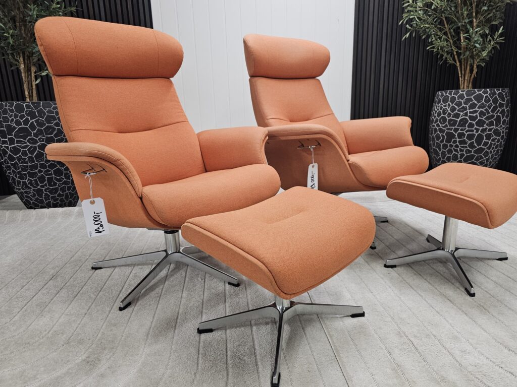 2 stk. Conform Timeout lenestoler med krakk
