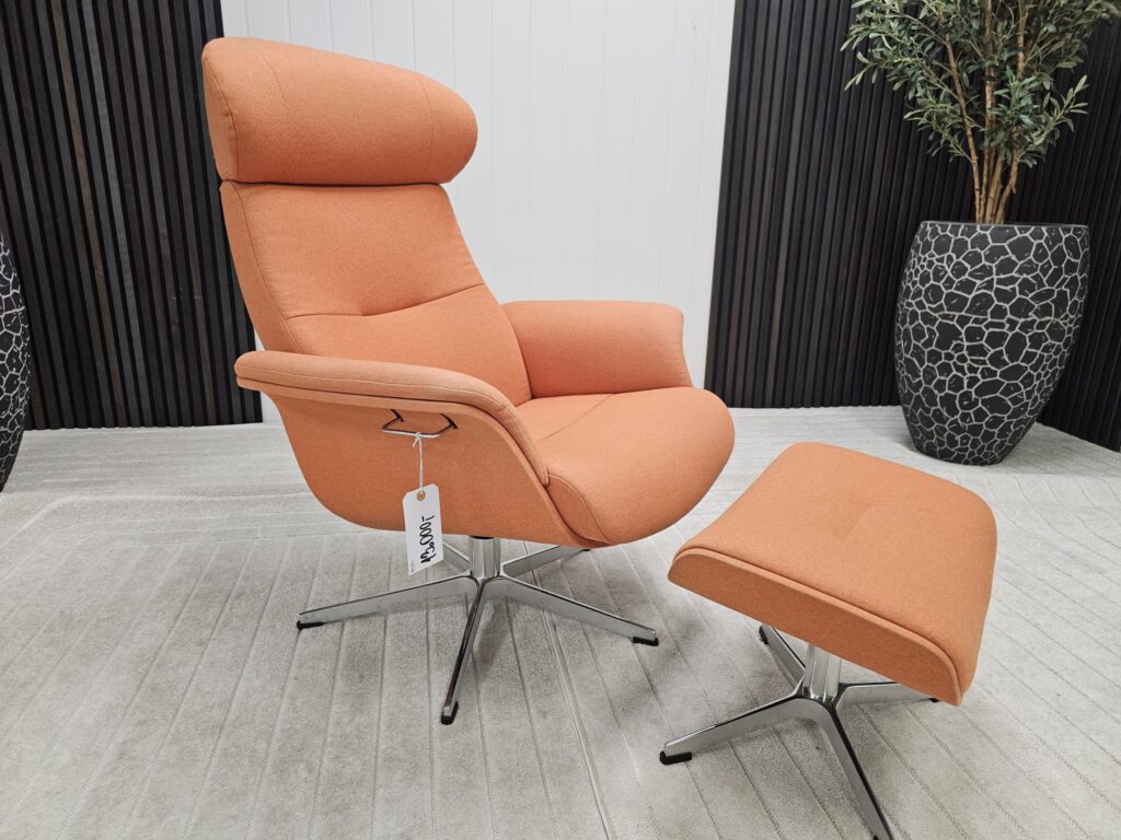 2 stk. Conform Timeout lenestoler med krakk