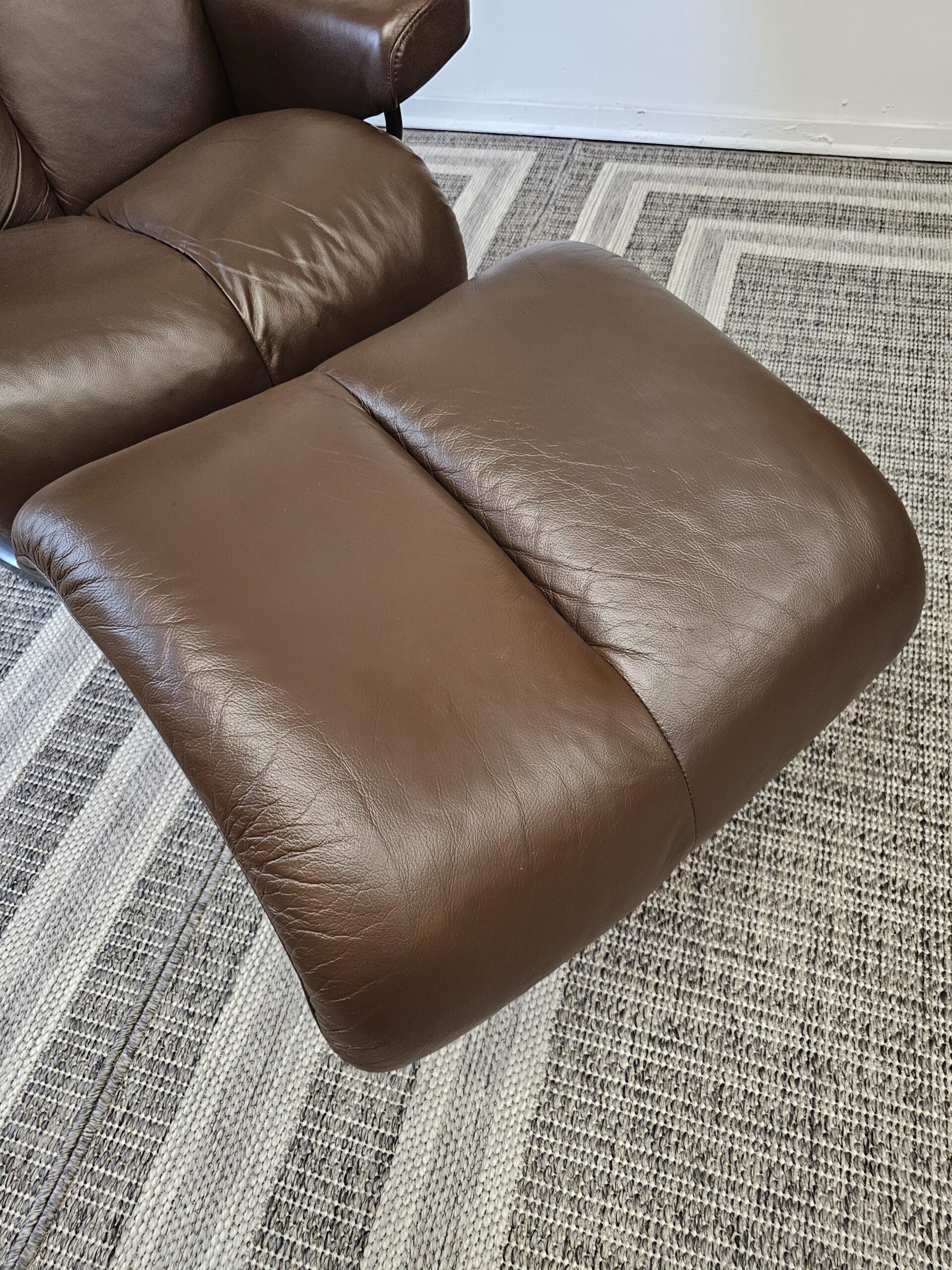 Stressless Magic Medium lenestol med krakk - Bilde 6
