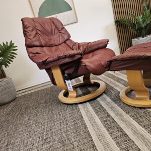 Stressless Reno Medium lenestol med krakk - Bilde 5