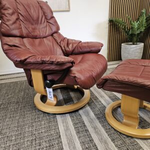 Stressless Reno Medium lenestol med krakk - Bilde 3