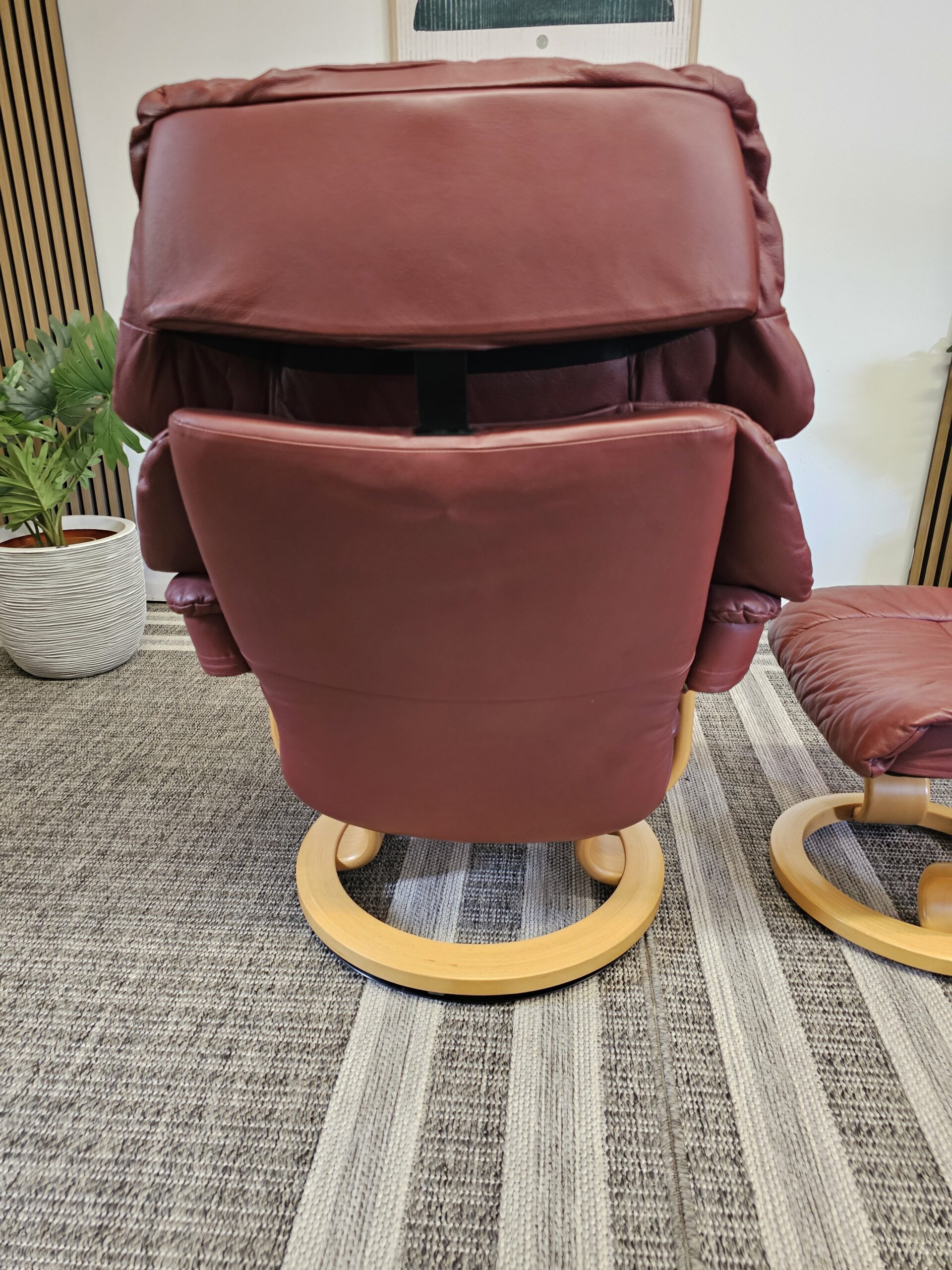 Stressless Reno Medium lenestol med krakk - Bilde 9