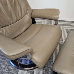 Stressless View Signature lenestol med krakk - Bilde 17