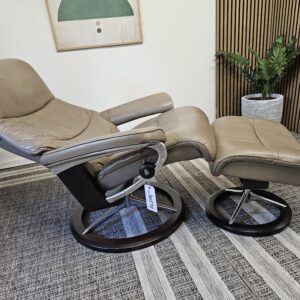 Stressless View Signature lenestol med krakk - Bilde 4