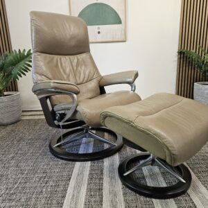 Stressless View Signature lenestol med krakk - Bilde 2