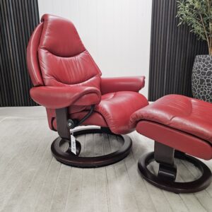 Stressless Voyager lenestol med krakk