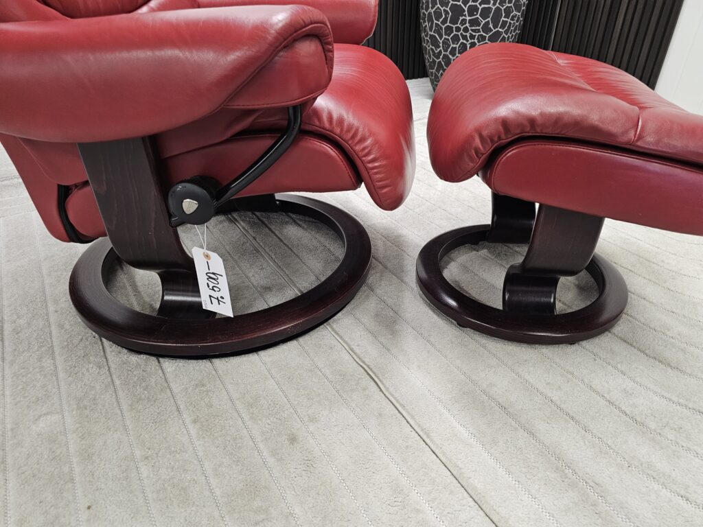 Stressless Voyager lenestol med krakk