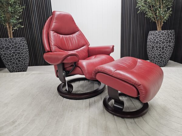 Stressless Voyager lenestol med krakk