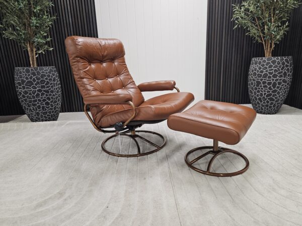 Ikonisk Stressless Original 1974 lenestol med krakk fra Ekornes
