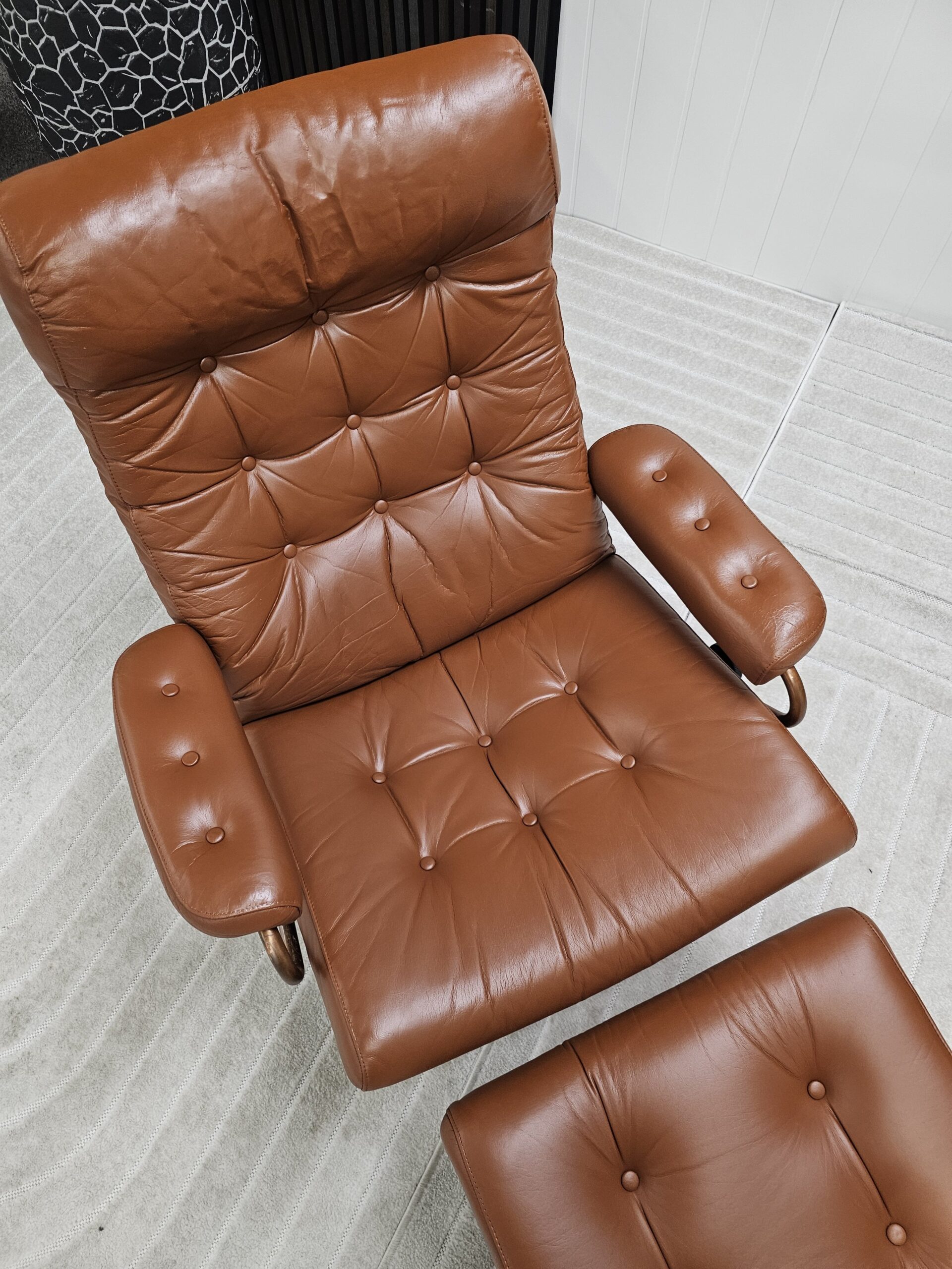 Ikonisk Stressless Original 1974 lenestol med krakk fra Ekornes - Bilde 17