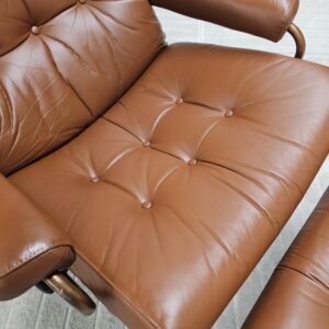Ikonisk Stressless Original 1974 lenestol med krakk fra Ekornes - Bilde 15