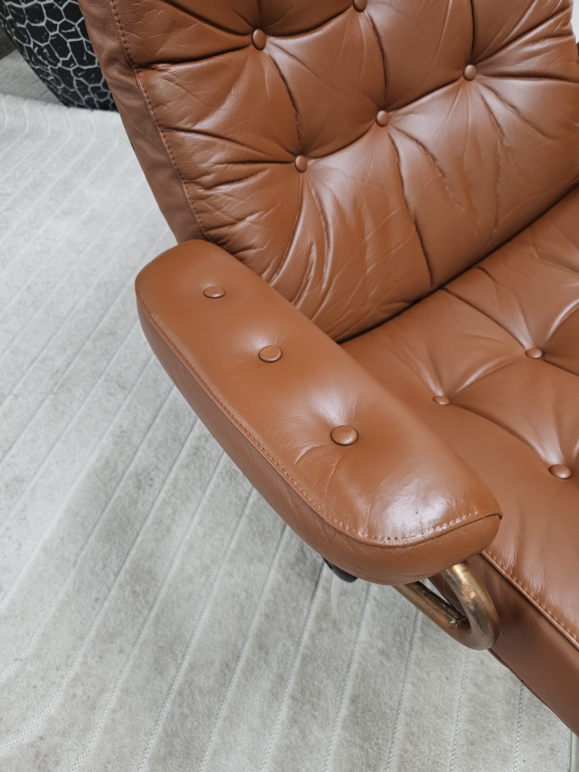 Ikonisk Stressless Original 1974 lenestol med krakk fra Ekornes - Bilde 16