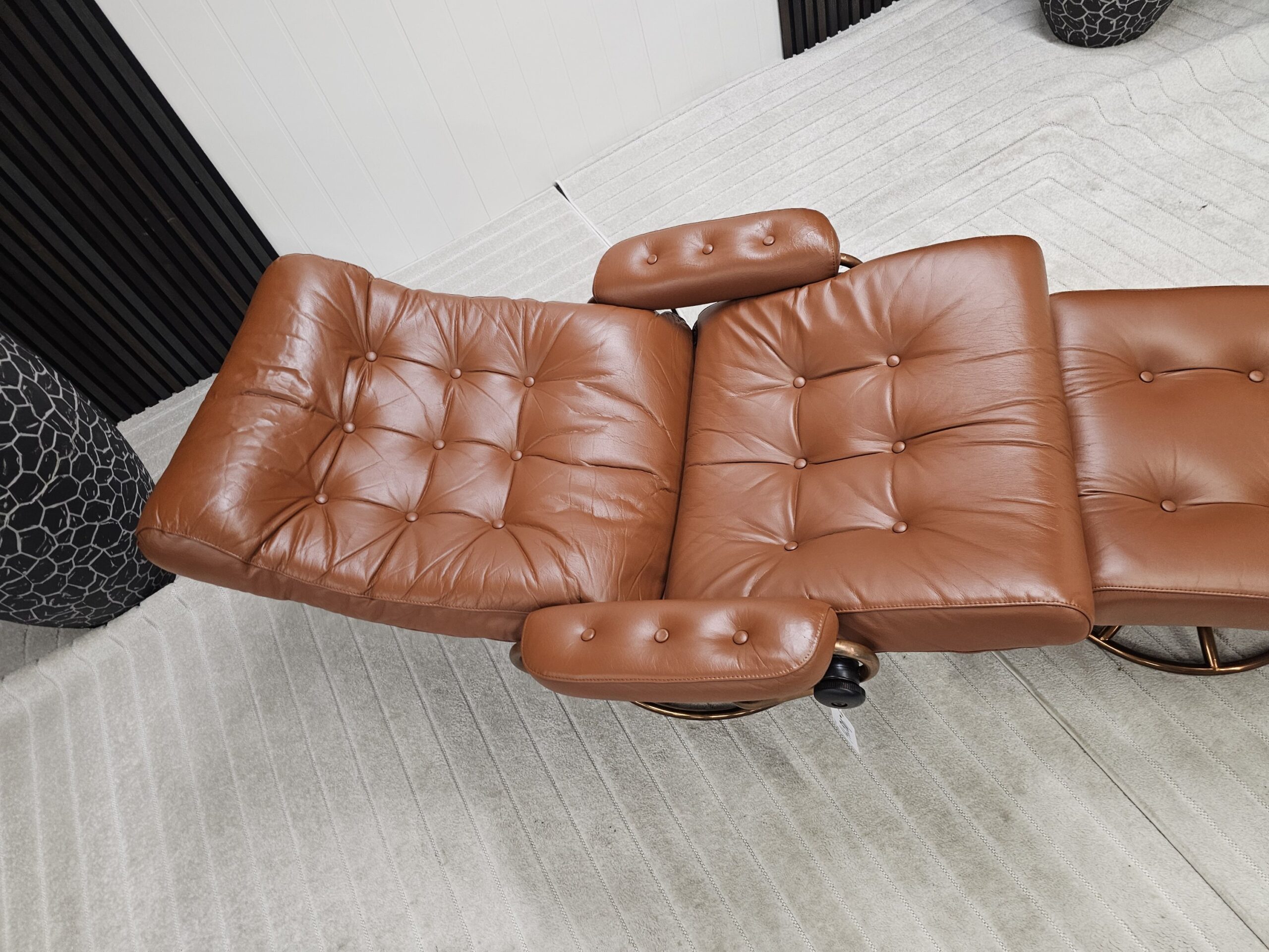 Ikonisk Stressless Original 1974 lenestol med krakk fra Ekornes - Bilde 9