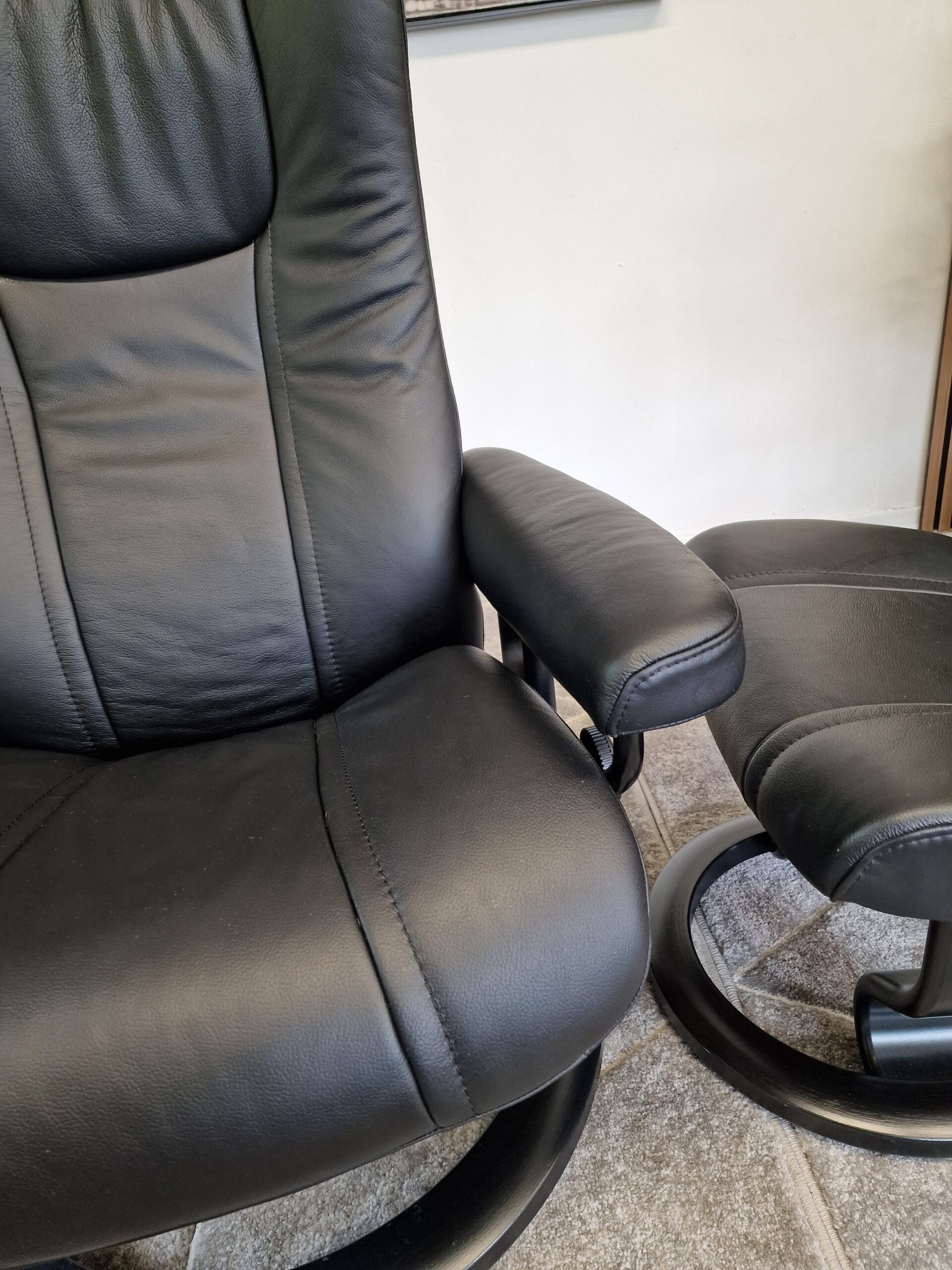 Stressless® Wing lenestol med krakk - Bilde 7