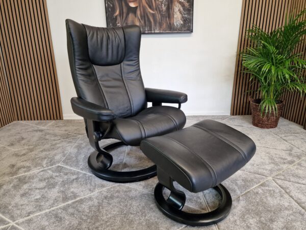 Stressless® Wing lenestol med krakk