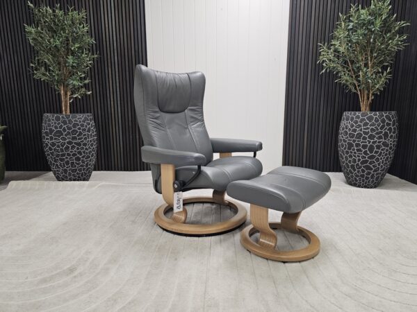 Stressless Wing lenestol med krakk