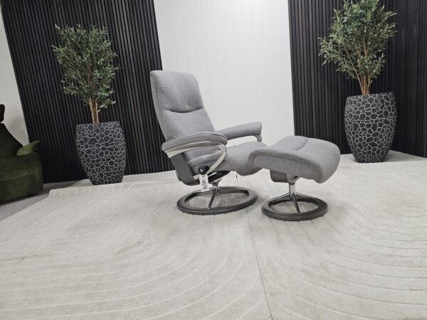 Stressless® View Signature lenestol med krakk