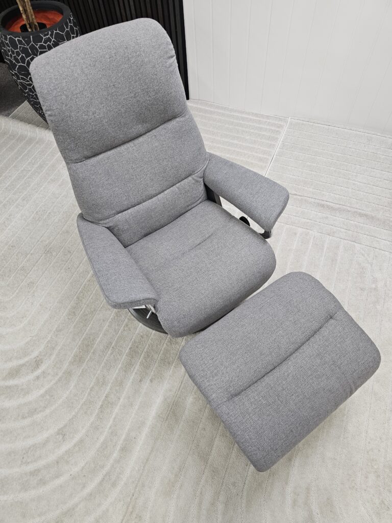 Stressless® View Signature lenestol med krakk