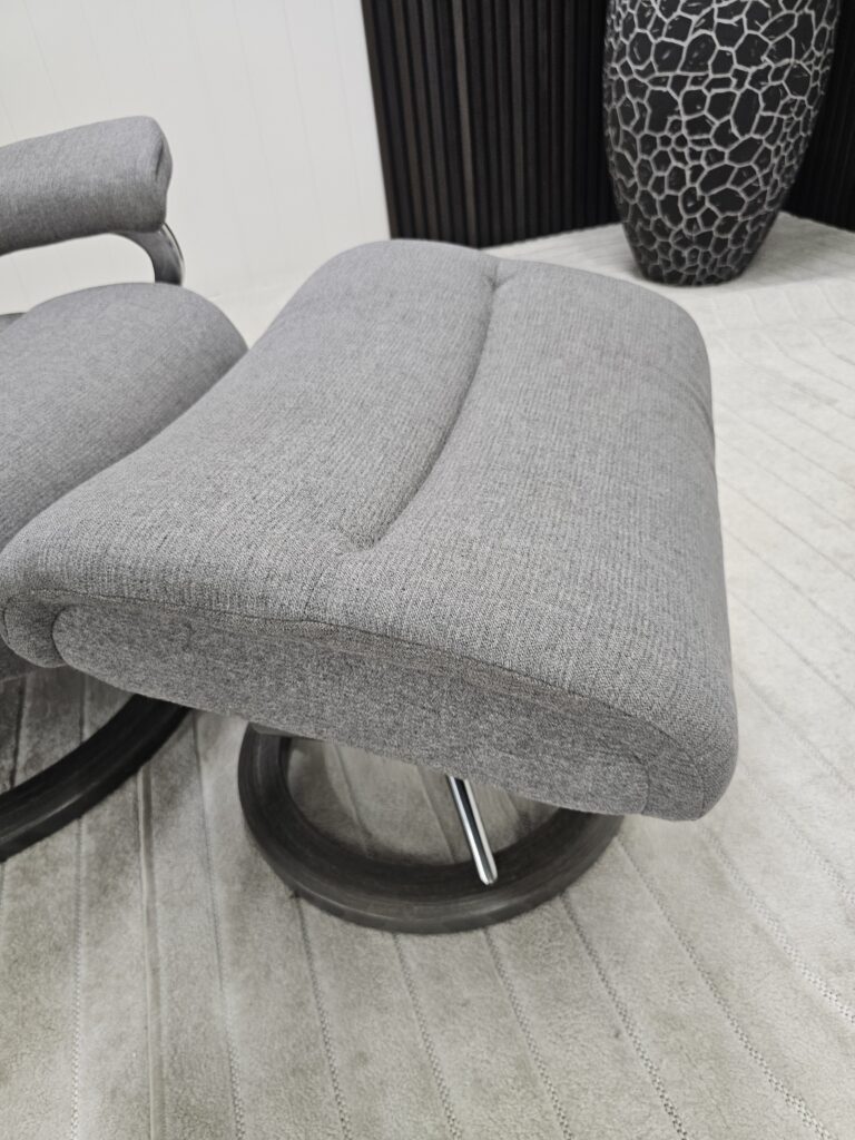 Stressless® View Signature lenestol med krakk