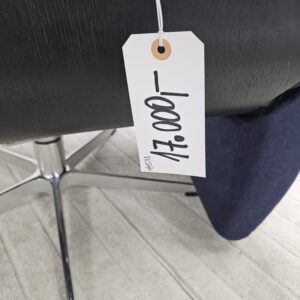 Conform Timeout hvilestol med integrert fothviler - Bilde 7