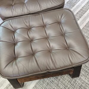 Ikonisk Stressless® Globe lenestol med krakk fra Ekornes - Bilde 16