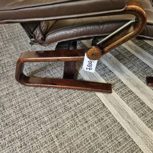 Ikonisk Stressless® Globe lenestol med krakk fra Ekornes - Bilde 9