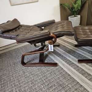 Ikonisk Stressless® Globe lenestol med krakk fra Ekornes - Bilde 4