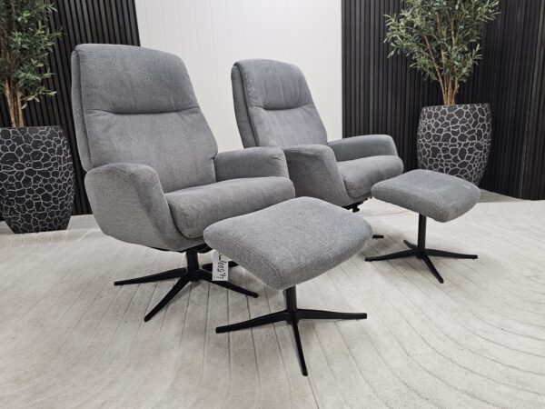 2 stk. IMG lenestoler med krakk
