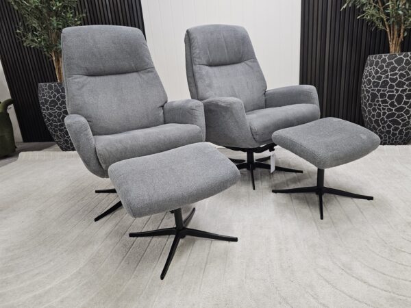 2 stk. IMG lenestoler med krakk