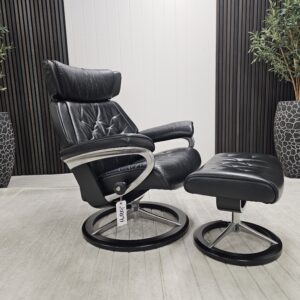 Stressless® Skyline Signature lenestol med krakk - Bilde 2