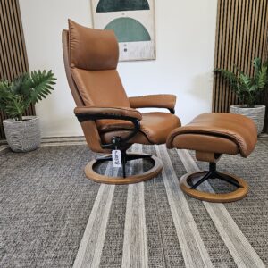 Stressless® Aura Signature lenestol med krakk - Bilde 4