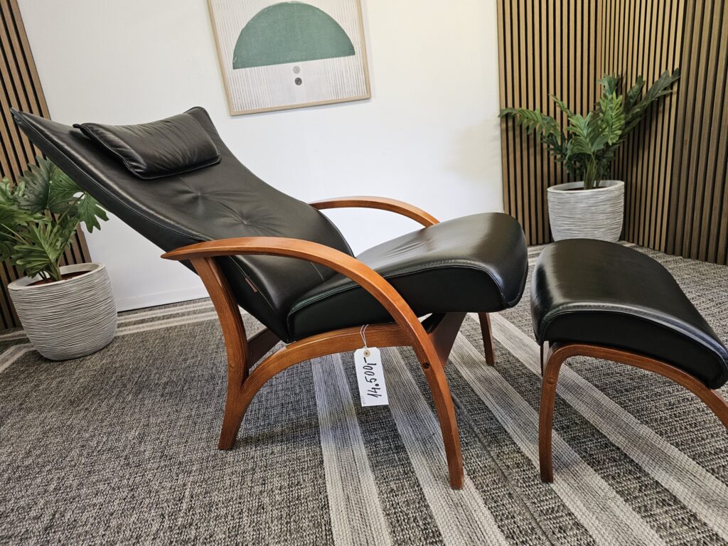 Brunstad Delta Adventure lenestol med krakk
