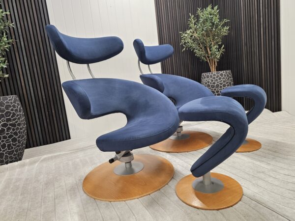 2 stk. Variér Peel lenestoler med krakk