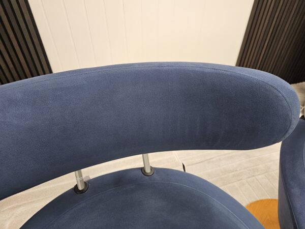 2 stk. Variér Peel lenestoler med krakk